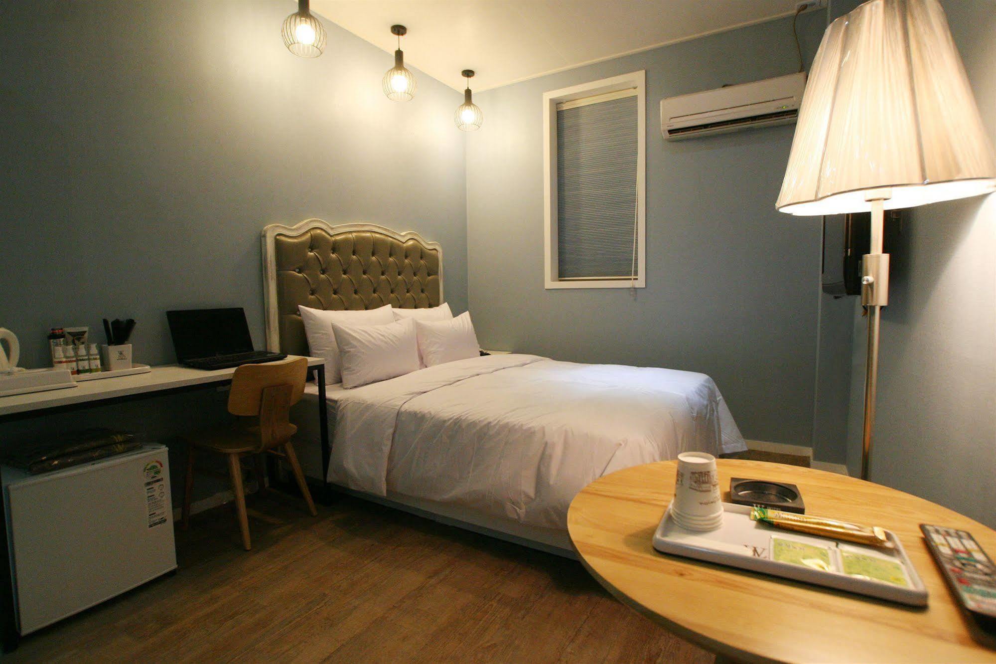 Vvalt Hotel Seoul Exterior photo