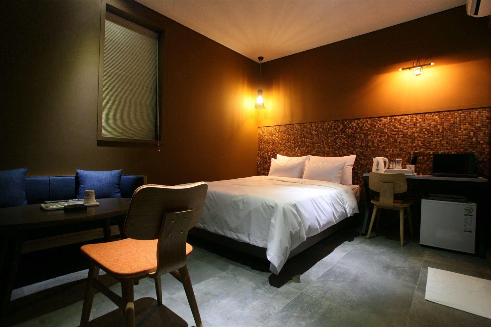 Vvalt Hotel Seoul Exterior photo