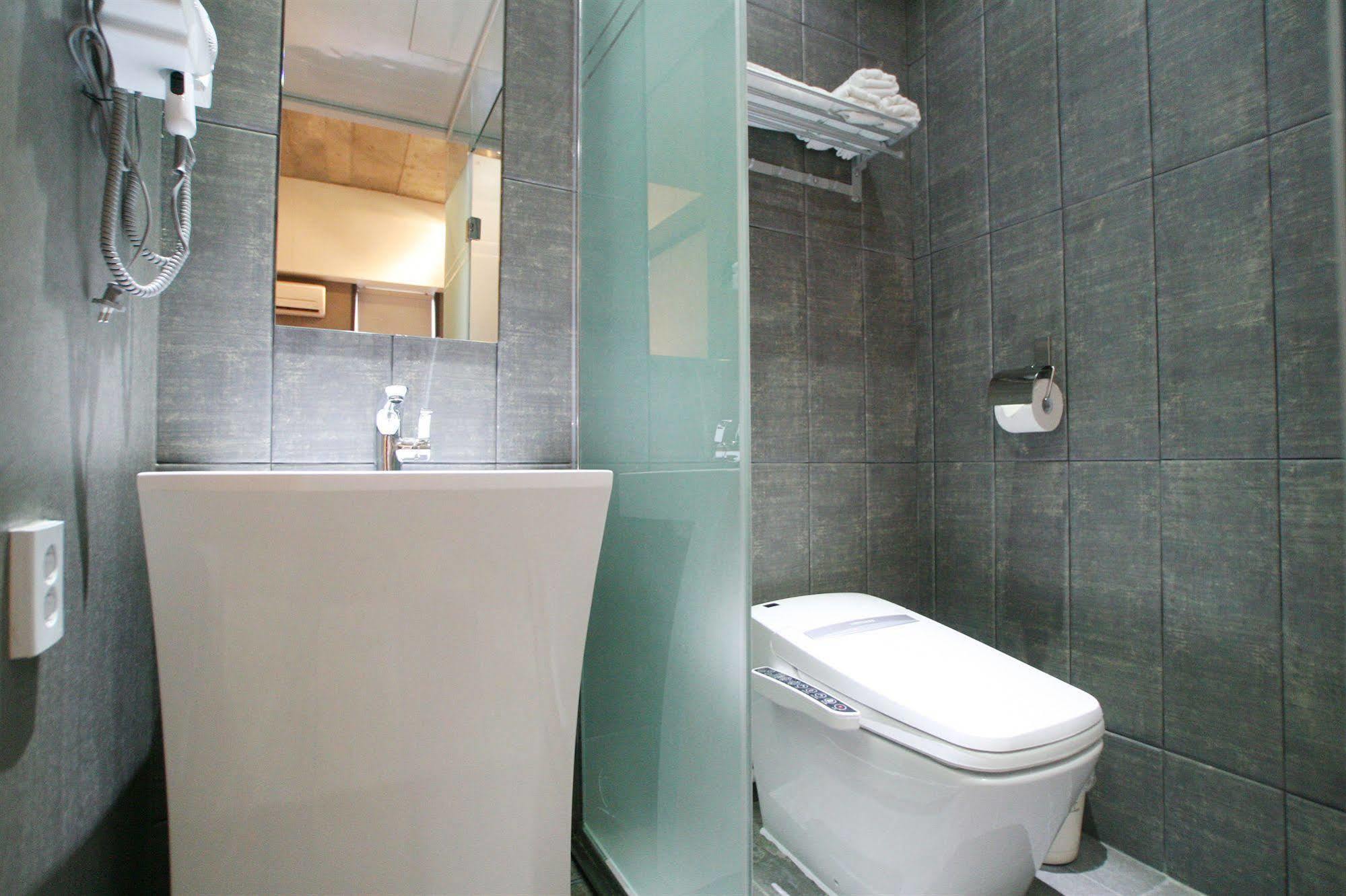 Vvalt Hotel Seoul Exterior photo